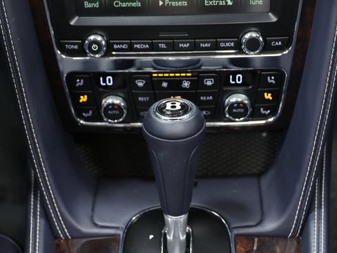 Used 2016 Bentley Flying Spur V8 AWD/4WD image 41