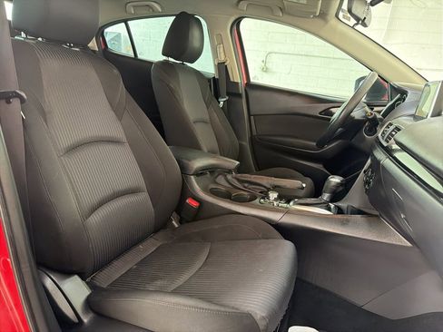 Used 2016 MAZDA MAZDA3 i Touring image 29