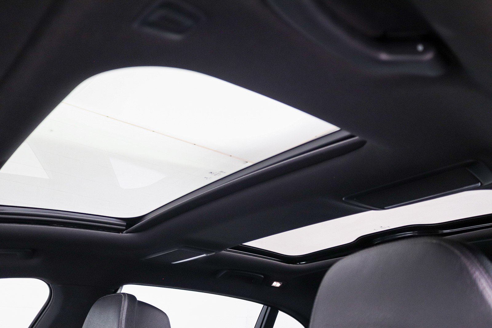 Used 2017 BMW 740i RWD image 33