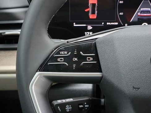 New 2025 Audi Q5 Premium image 32