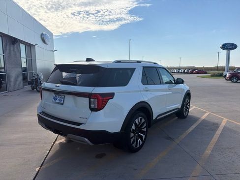 New 2026 Ford Explorer Platinum w/ LUX Leather Package AWD/4WD image 7