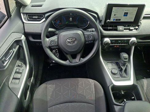 Certified 2025 Toyota RAV4 XLE AWD/4WD image 7