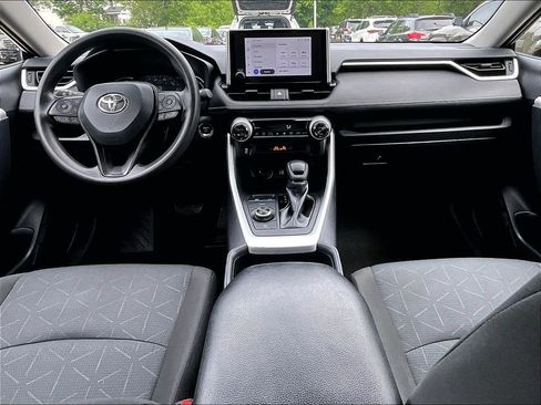 Certified 2025 Toyota RAV4 XLE AWD/4WD image 18