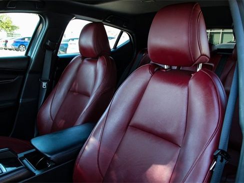 Used 2025 MAZDA MAZDA3 Carbon image 11