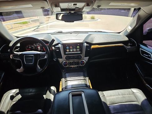 Used 2015 GMC Yukon Denali w/ Touring Package AWD/4WD image 20