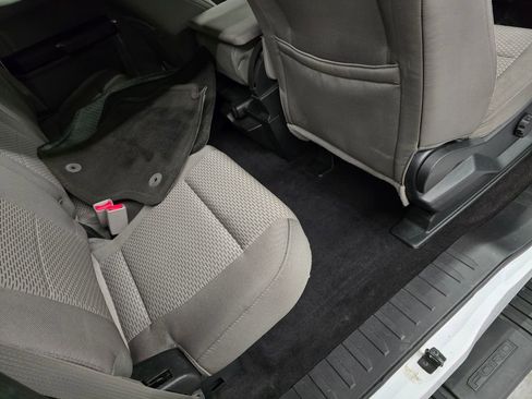 Used 2016 Ford F150 XLT w/ Trailer Tow Package image 33