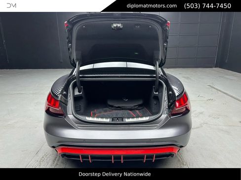 Used 2023 Audi RS e-tron GT image 43