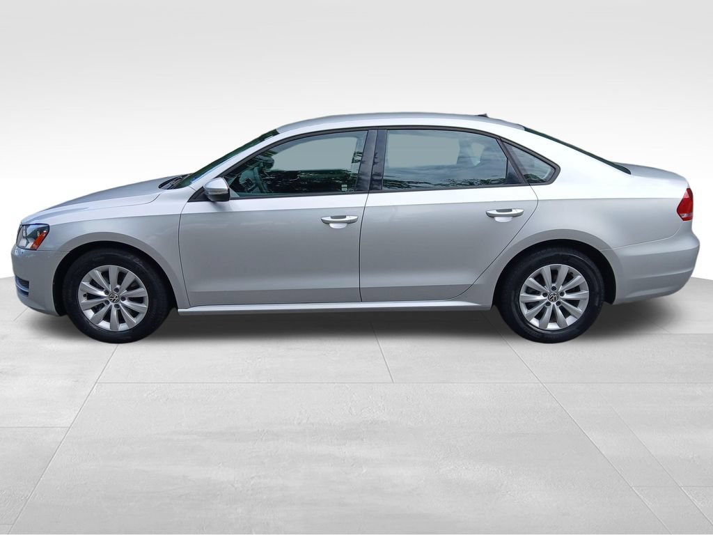Used 2012 Volkswagen Passat 2.5 S FWD image 2