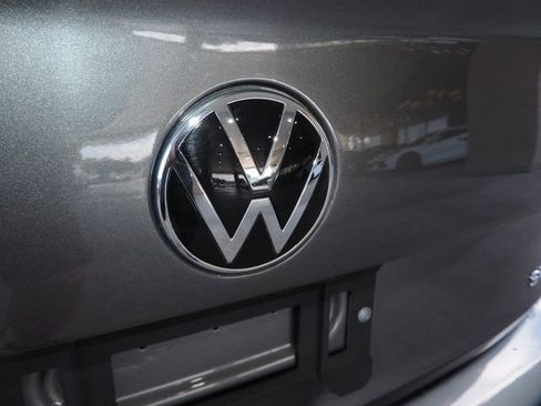 Used 2024 Volkswagen Jetta SE FWD image 15