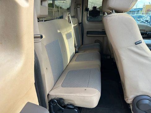 Used 2016 Ford F250 XLT w/ XLT Value Package image 15