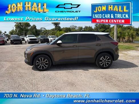 Used 2021 Chevrolet TrailBlazer ACTIV w/ Technology Package FWD image 4