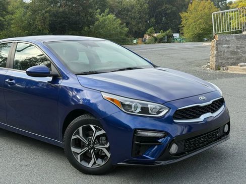 Used 2019 Kia Forte LXS image 2