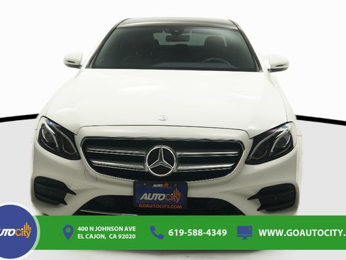 Used 2017 Mercedes-Benz E 300 image 4