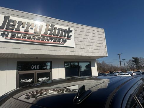 Used 2019 Chevrolet Silverado 1500 LTZ image 12