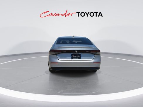 Used 2024 Honda Accord EX image 7