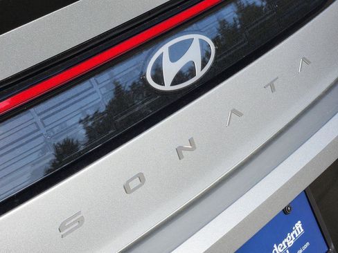 New 2026 Hyundai Sonata SEL FWD image 8
