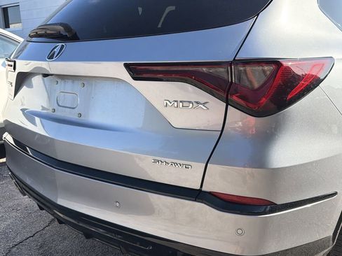 Used 2023 Acura MDX Type S AWD/4WD image 12