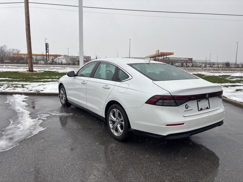 Used 2023 Honda Accord LX image 4