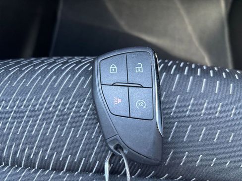 Used 2025 Chevrolet Equinox LT FWD image 21