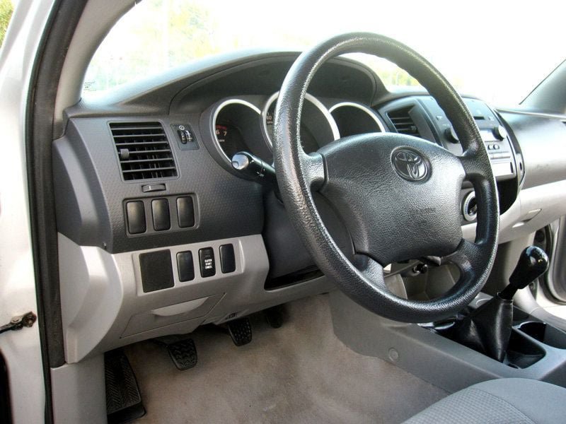 Used 2006 Toyota Tacoma 4x4 Regular Cab w/ Standard Pkg #1 image 20