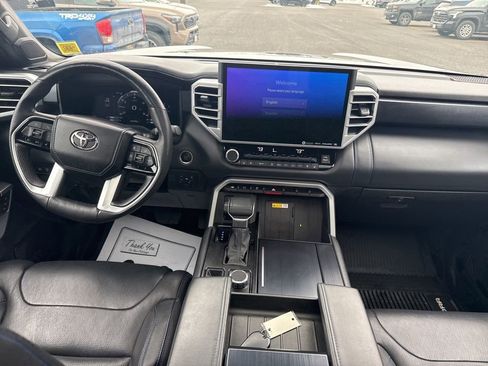 Used 2023 Toyota Tundra Platinum image 11