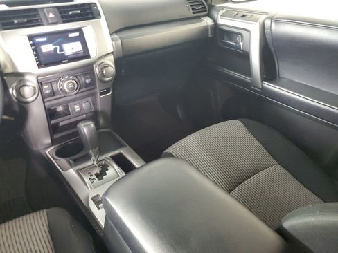 Used 2018 Toyota 4Runner SR5 RWD image 15