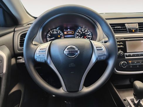 Used 2017 Nissan Altima 2.5 S w/ Power Driver Seat Package image 16