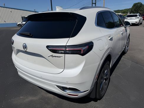 Used 2023 Buick Envision Avenir AWD/4WD image 3