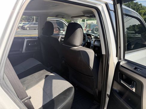 Used 2018 Toyota 4Runner SR5 RWD image 17