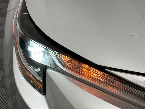 Used 2023 Toyota Corolla LE image 9