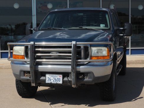 Used 2000 Ford F250 XLT image 4