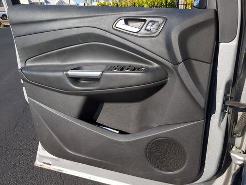 Used 2014 Ford Escape Titanium image 19