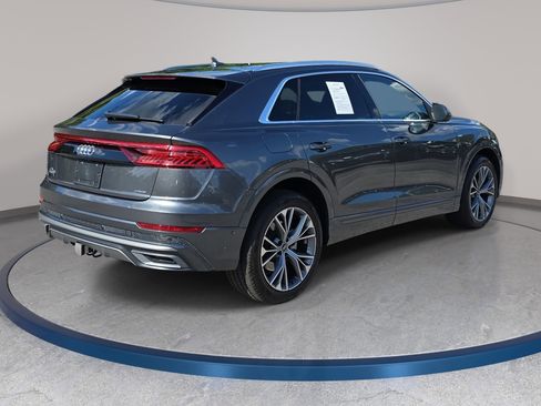 Used 2021 Audi Q8 Premium Plus w/ Premium Plus Package AWD/4WD image 5