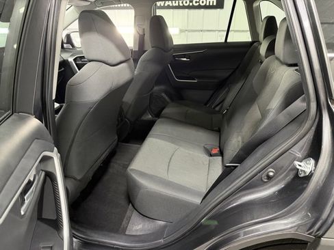 Used 2021 Toyota RAV4 XLE image 11