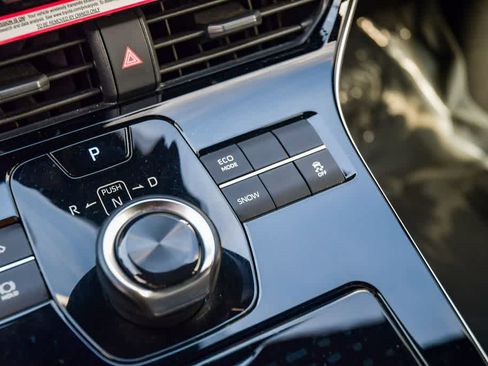 Used 2024 Toyota bZ4X XLE w/ Weather Package image 20