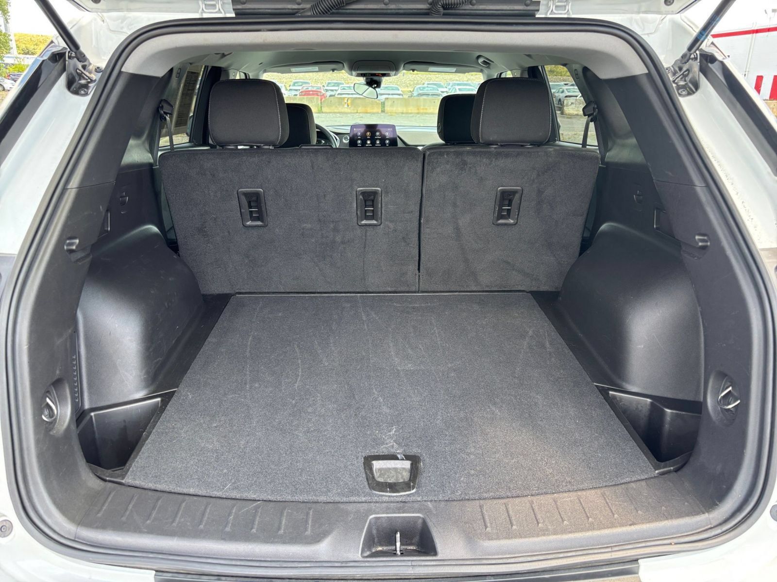 Used 2026 Chevrolet Blazer LT AWD/4WD image 29