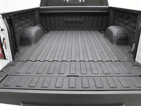 Used 2023 GMC Sierra 1500 AT4 w/ Technology Package image 12