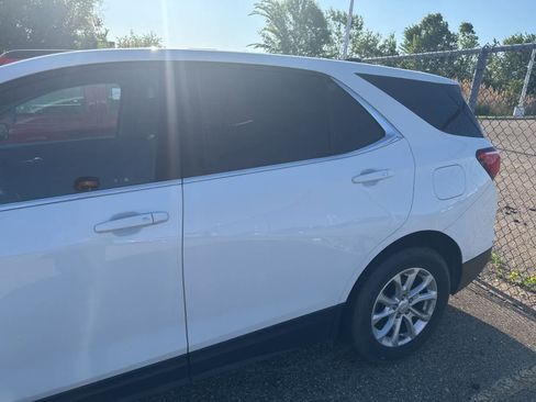 Used 2019 Chevrolet Equinox LT w/ LPO, Blackout Package AWD/4WD image 19
