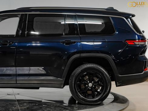 Used 2023 Jeep Grand Cherokee L Limited AWD/4WD image 15