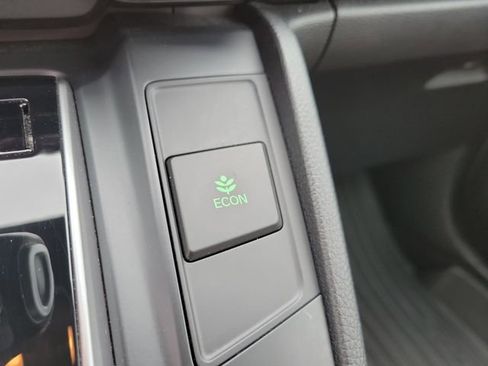 Used 2018 Honda CR-V EX image 25