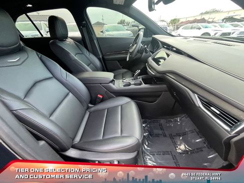 Used 2023 Cadillac XT4 Sport w/ Enhanced Visibility Package image 20