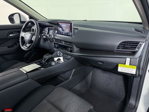 New 2026 Nissan Rogue SV AWD/4WD image 8