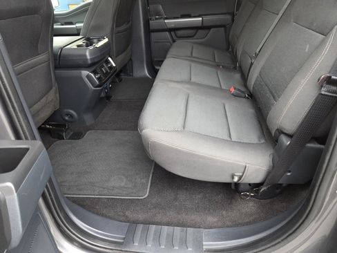 Used 2022 Ford F150 XLT w/ Equipment Group 302A High image 16