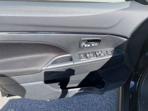 New 2025 Mitsubishi Outlander Sport ES image 11