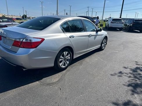 Used 2014 Honda Accord LX image 7