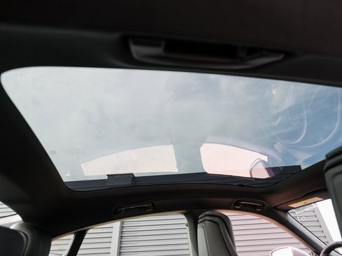 New 2025 Porsche Taycan 4S image 29