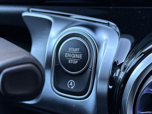 New 2026 Mercedes-Benz GLB 250 image 21