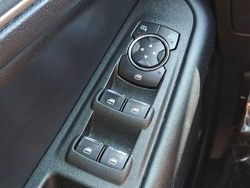 Used 2022 Ford Edge SEL w/ Convenience Package AWD/4WD image 25