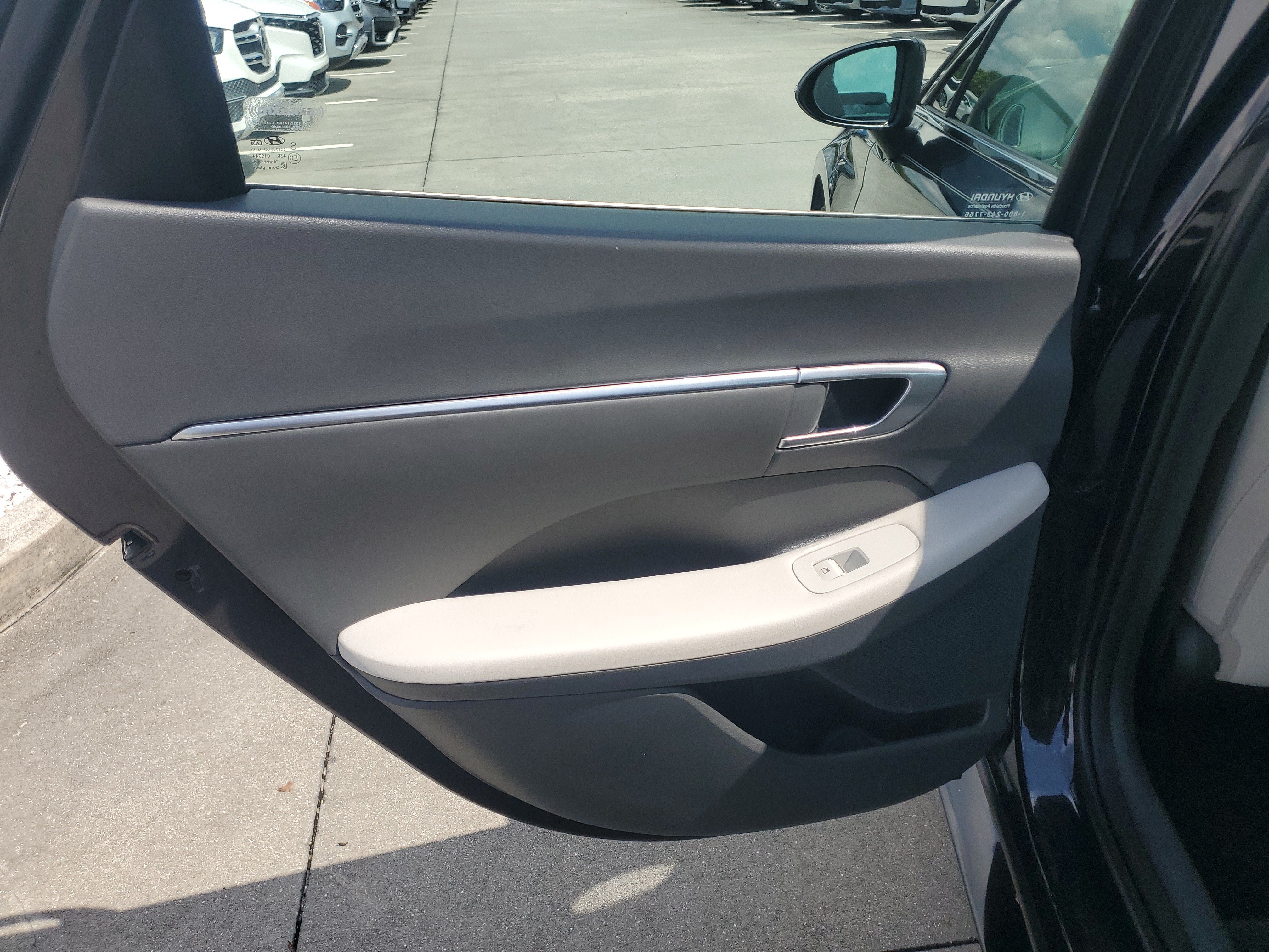 Used 2023 Hyundai Sonata SEL FWD image 14