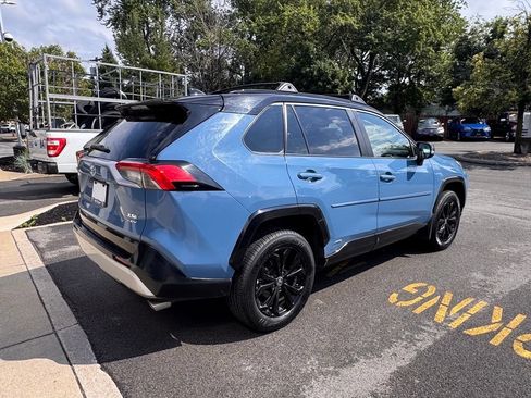 Used 2025 Toyota RAV4 XSE AWD/4WD image 27